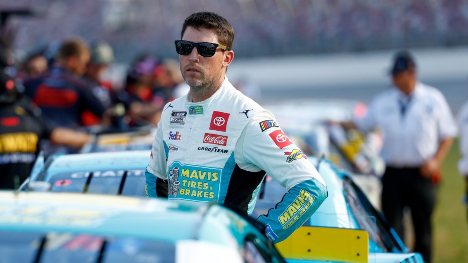 http://www.yardbarker.com/media/f/c/fca6f07b753debeb6e71eb20bcc852c4d7057994/thumb_16x9/denny-hamlin-fires-back-at-nascar-director-of-communications-over-all-star-race-proposal.jpg