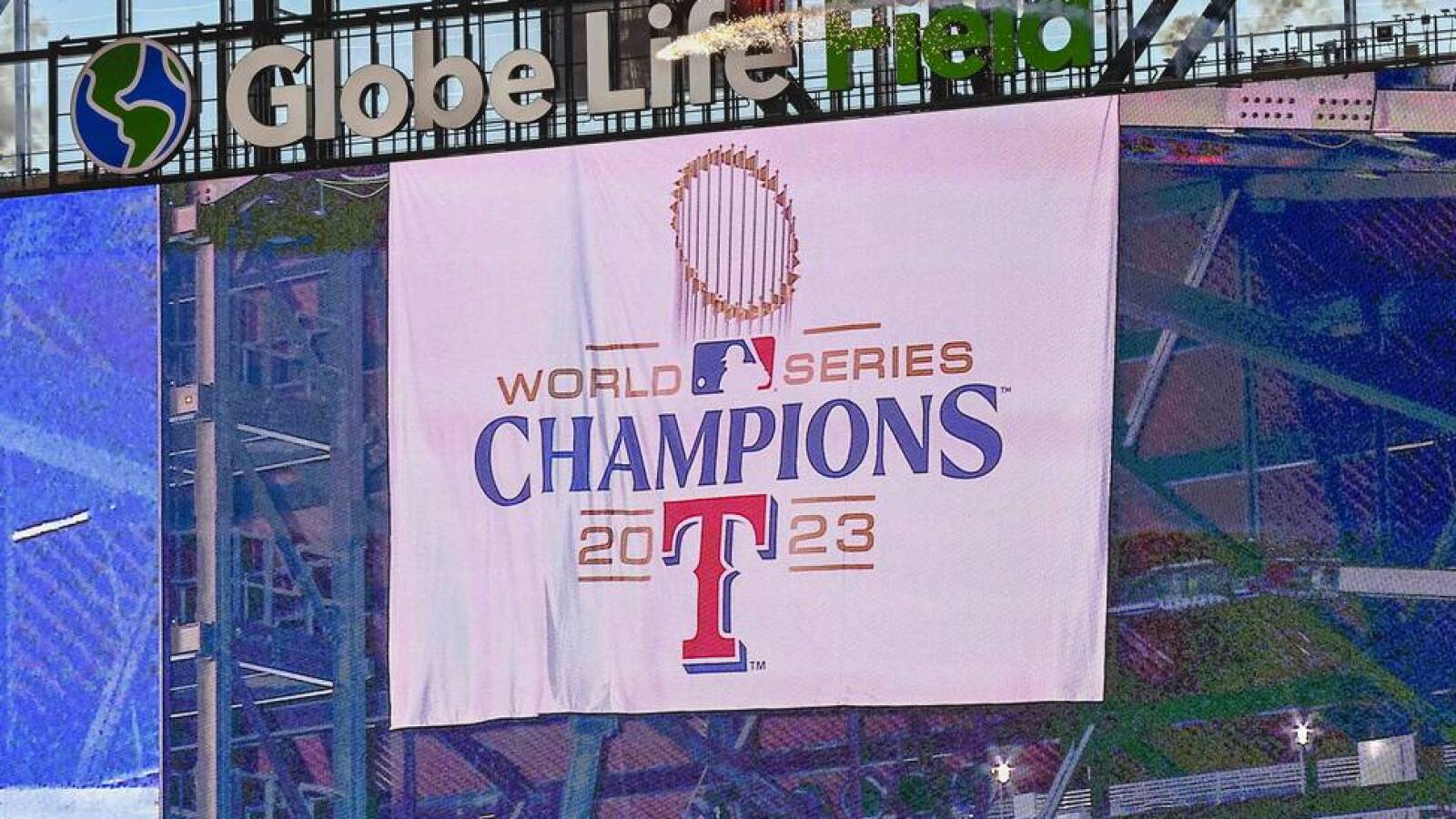 Watch: Rangers' World Series banner unveiling leaves a lot to be desired