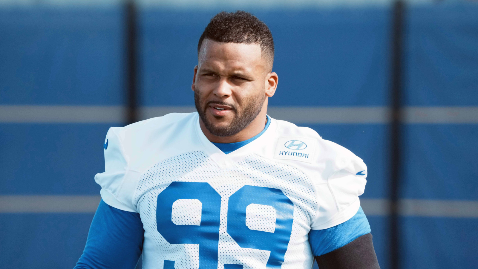 Rams get big Aaron Donald update after Myles Garrett's injury blow
