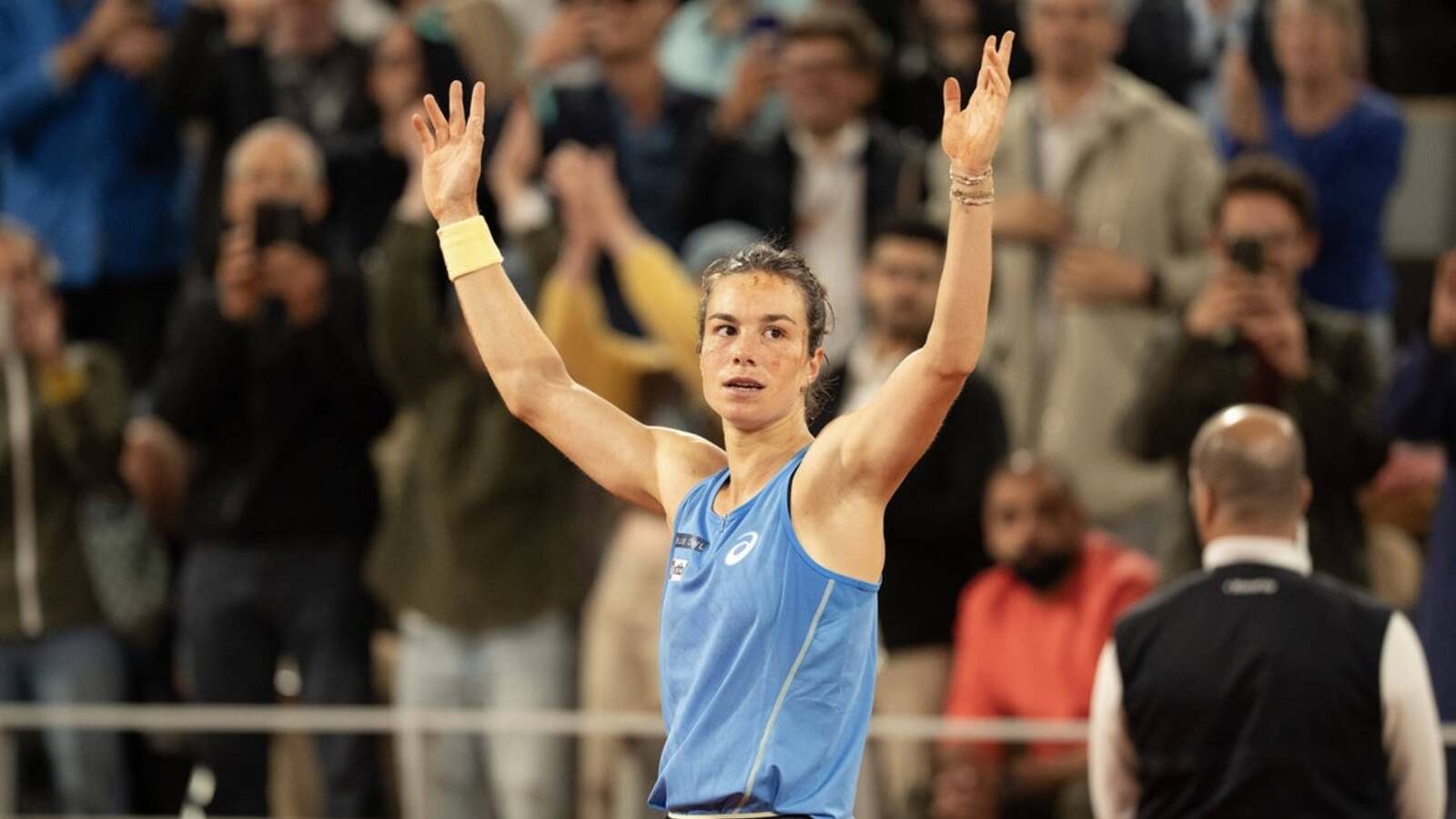 French Open semifinalist Lois Boisson WDs from Australian Open