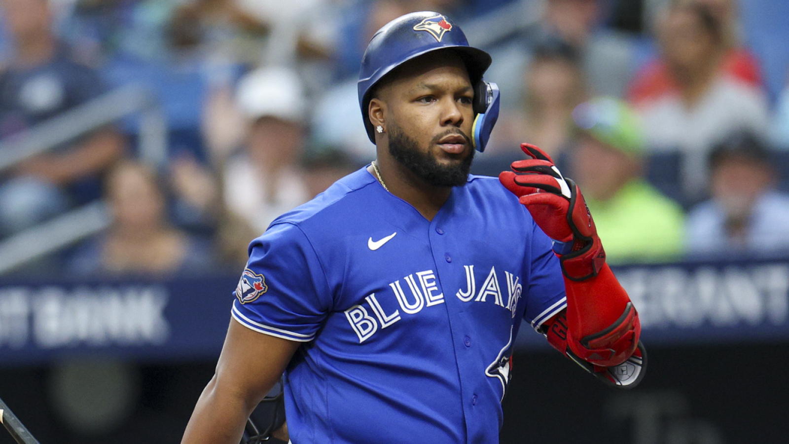 https://www.yardbarker.com/media/0/0/005f8ecb49394ac35dca0f7537f2c3269b59dfb2/thumb_16x9/vladimir-guerrero-jr-adding-blue-jays-struggles.jpg?v=1