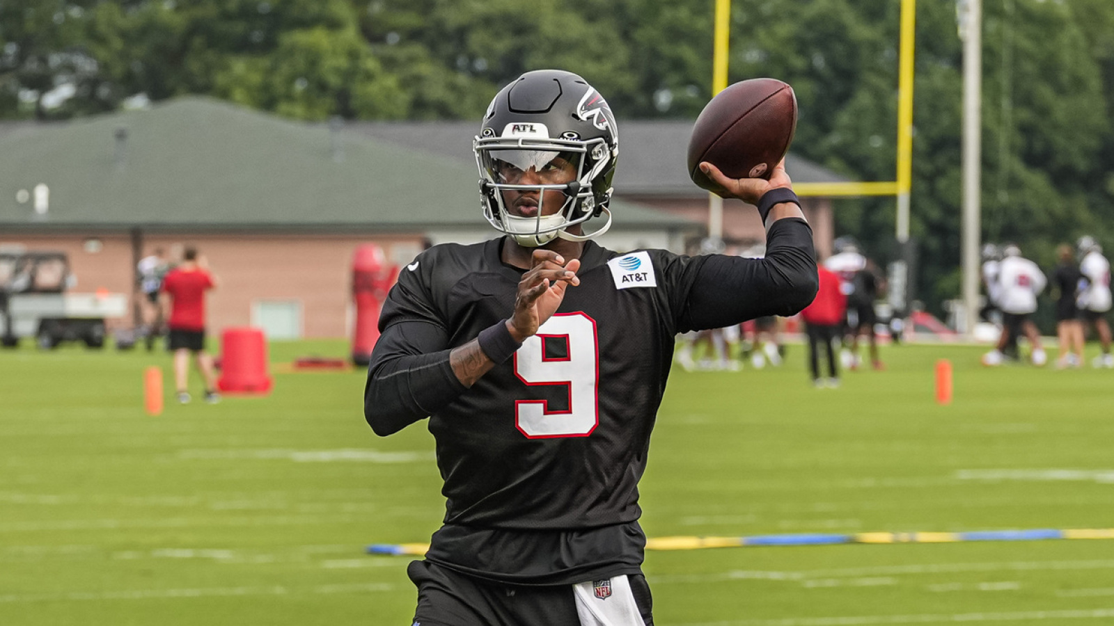Michael Penix Jr. Focuses on Knee Recovery Ahead of NFL Season