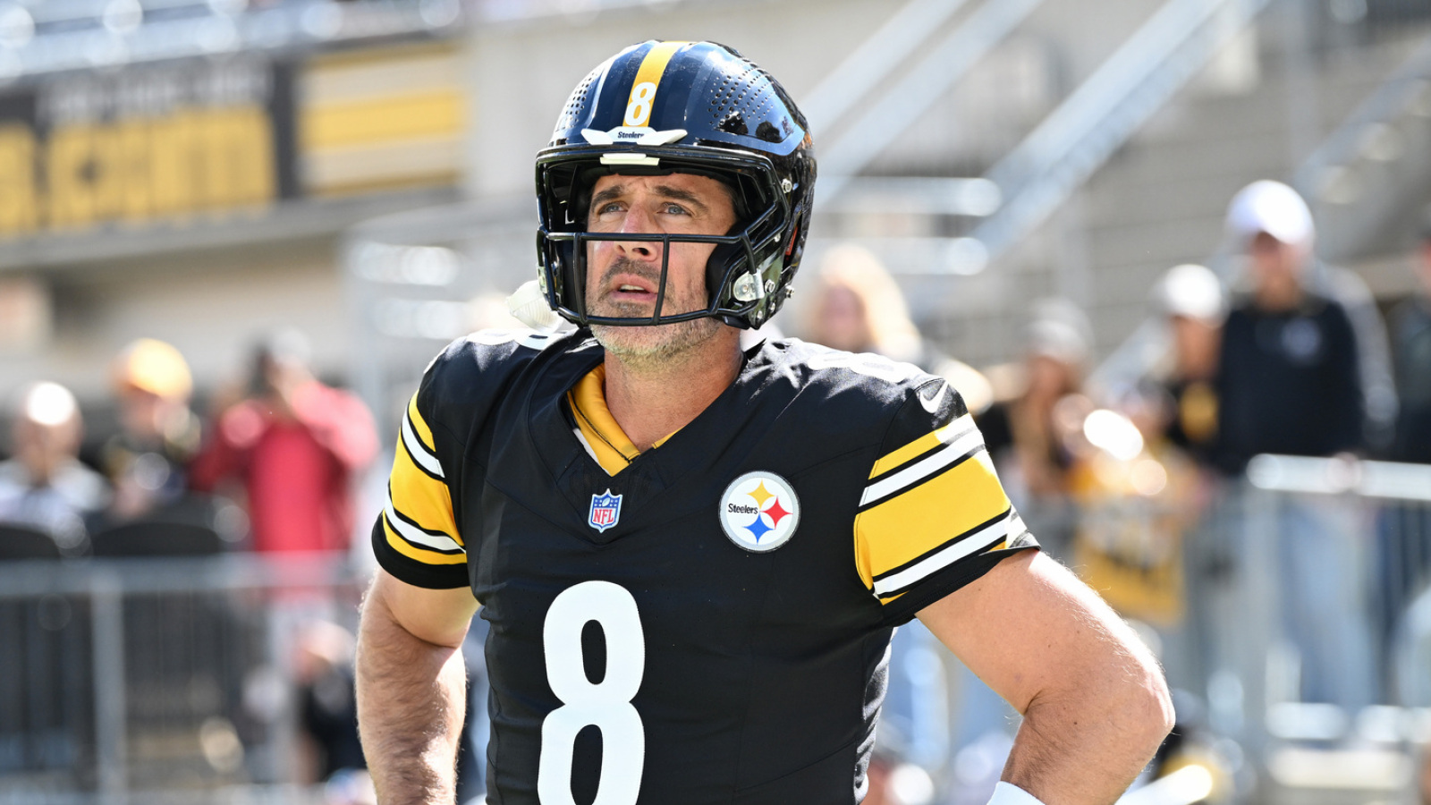 https://www.yardbarker.com/media/0/0/00b2d71217796b8c337d994cb3f0108dda310cd8/thumb_16x9/aaron-rodgers-steelers-coaching-staff-blew-on.jpg?v=1