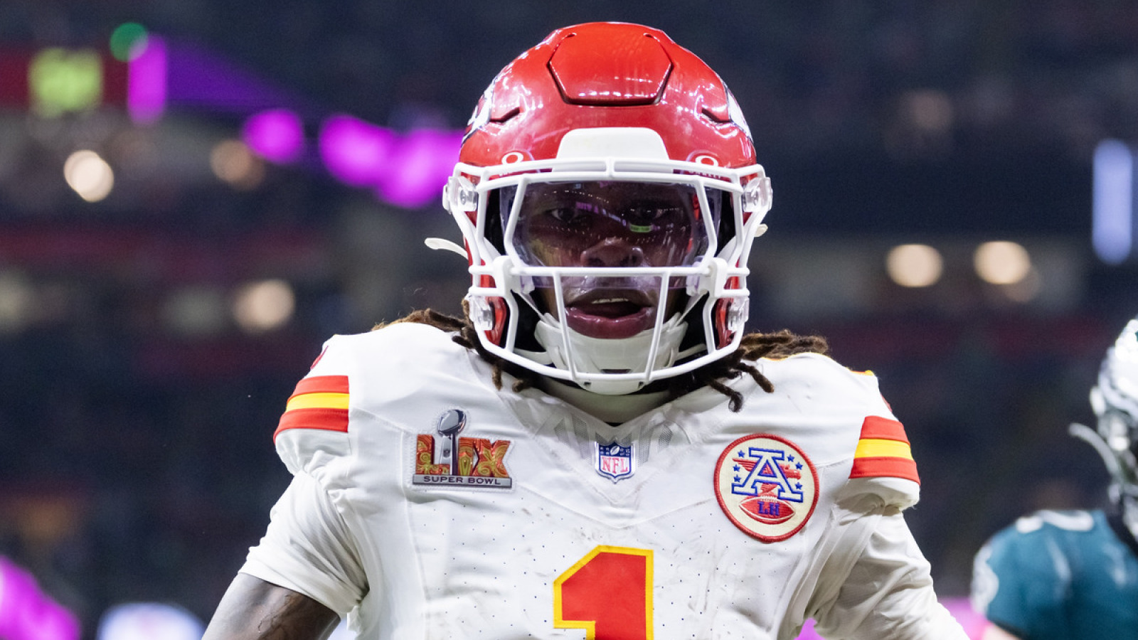 https://www.yardbarker.com/media/0/0/00cab2ce86173d6e32de18c431ab1e433a0b72fe/thumb_16x9/taylor-swift-went-bonkers-chiefs-selected-speedy.jpg?v=1