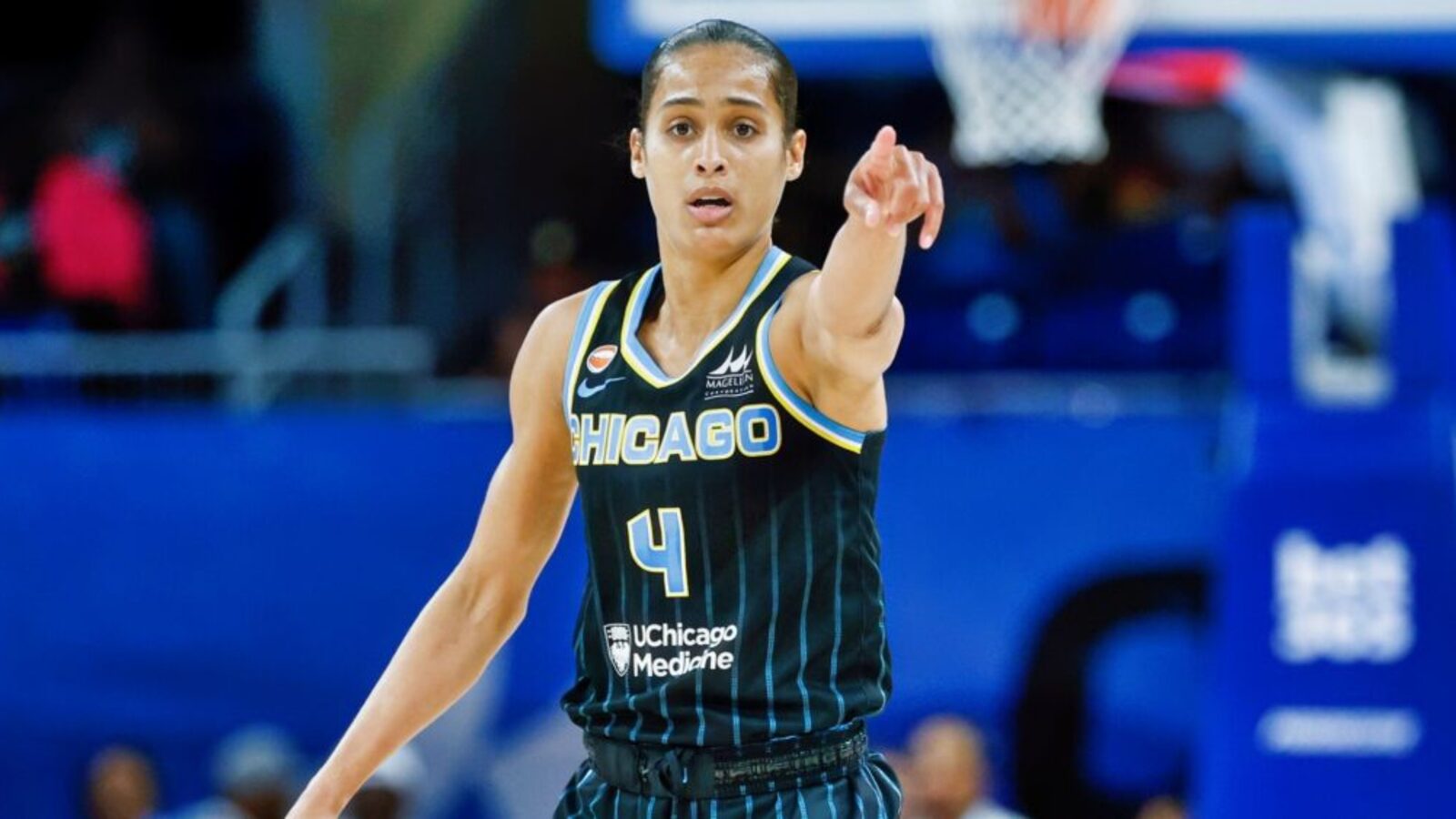 Chicago Sky Dominates Via Skylar Diggins Supershow Against Connecticut Sun
