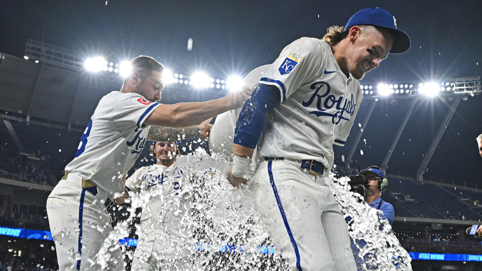 https://www.yardbarker.com/media/0/0/00d6fd1077181e1f53b2fc4d65c0363e4a240aa8/thumb_16x9/2024-mlb-home-run-leaders-quiz.jpg?v=1