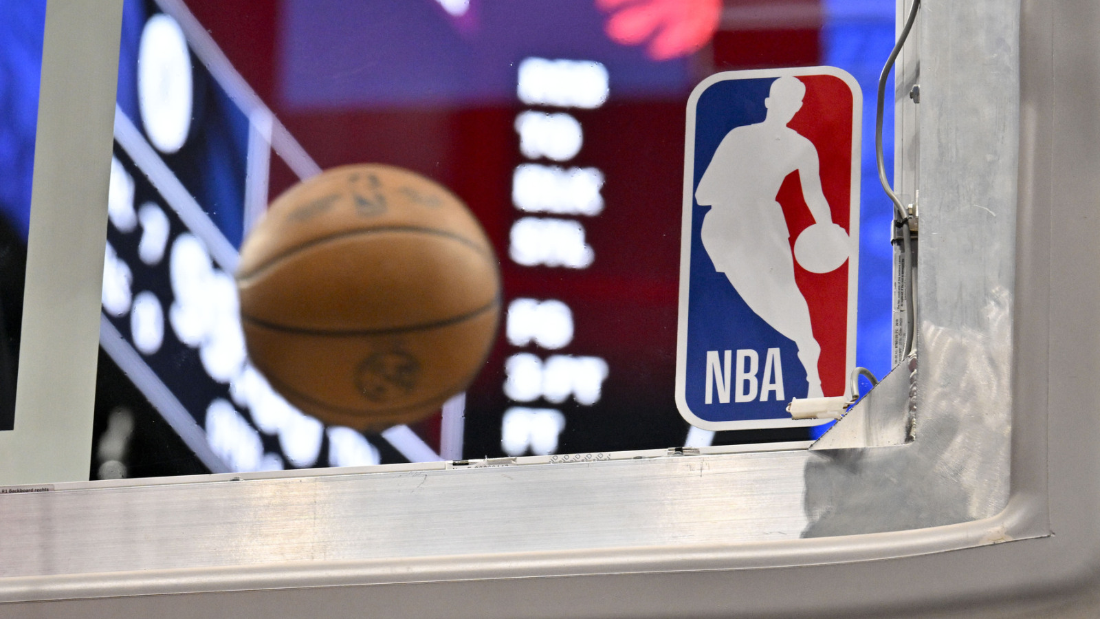 https://www.yardbarker.com/media/0/1/0160ac3d1d474bfe9ea5993c0574411afdc2cc78/thumb_16x9/numerous-nba-owners-league-expansion-near-future.jpg?v=1