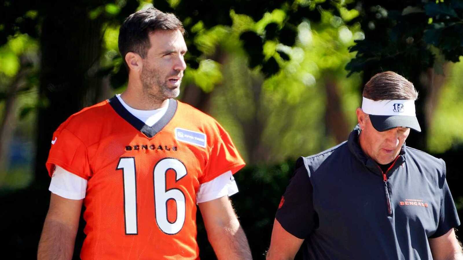 https://www.yardbarker.com/media/0/1/0167959935a86a0c703fda9043e4914836e0edb0/thumb_16x9/starts-nfl-quarterback-quiz.jpg?v=1