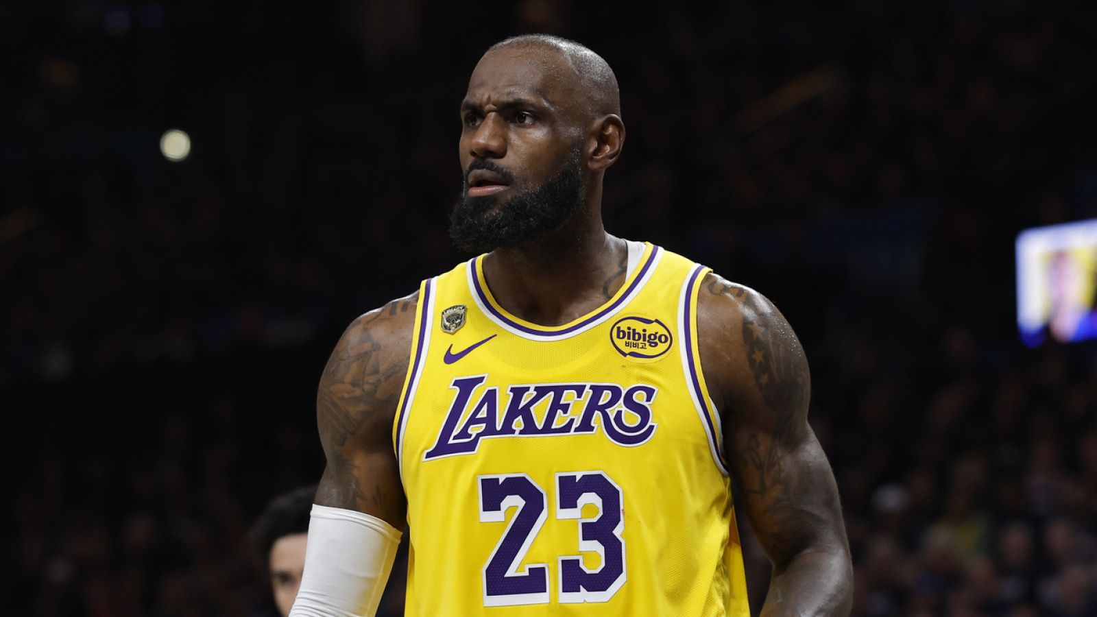 Warriors finally get good news about LeBron Jame free - agency sweepstakes