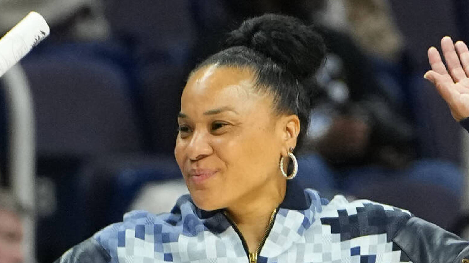 Friday’s NCAAW Sweet 16 takeaways: South Carolina escapes