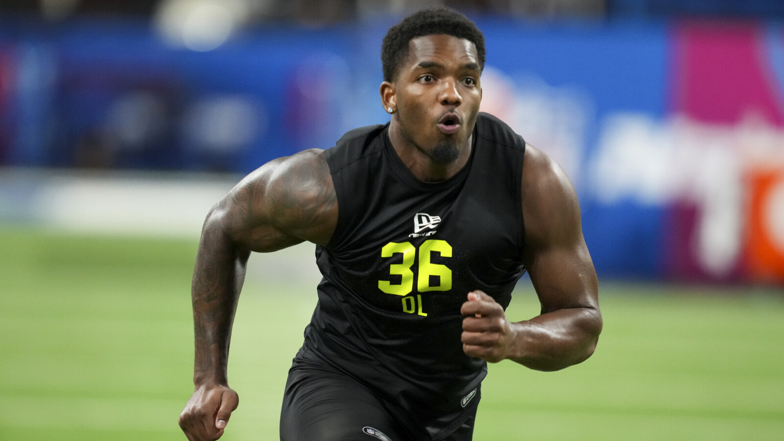 https://www.yardbarker.com/media/0/2/02a846734158e96ff0620739e9314ddb021fd4c7/thumb_16x9/four-potential-day-3-nfl-draft-picks-eye-on.jpg?v=1