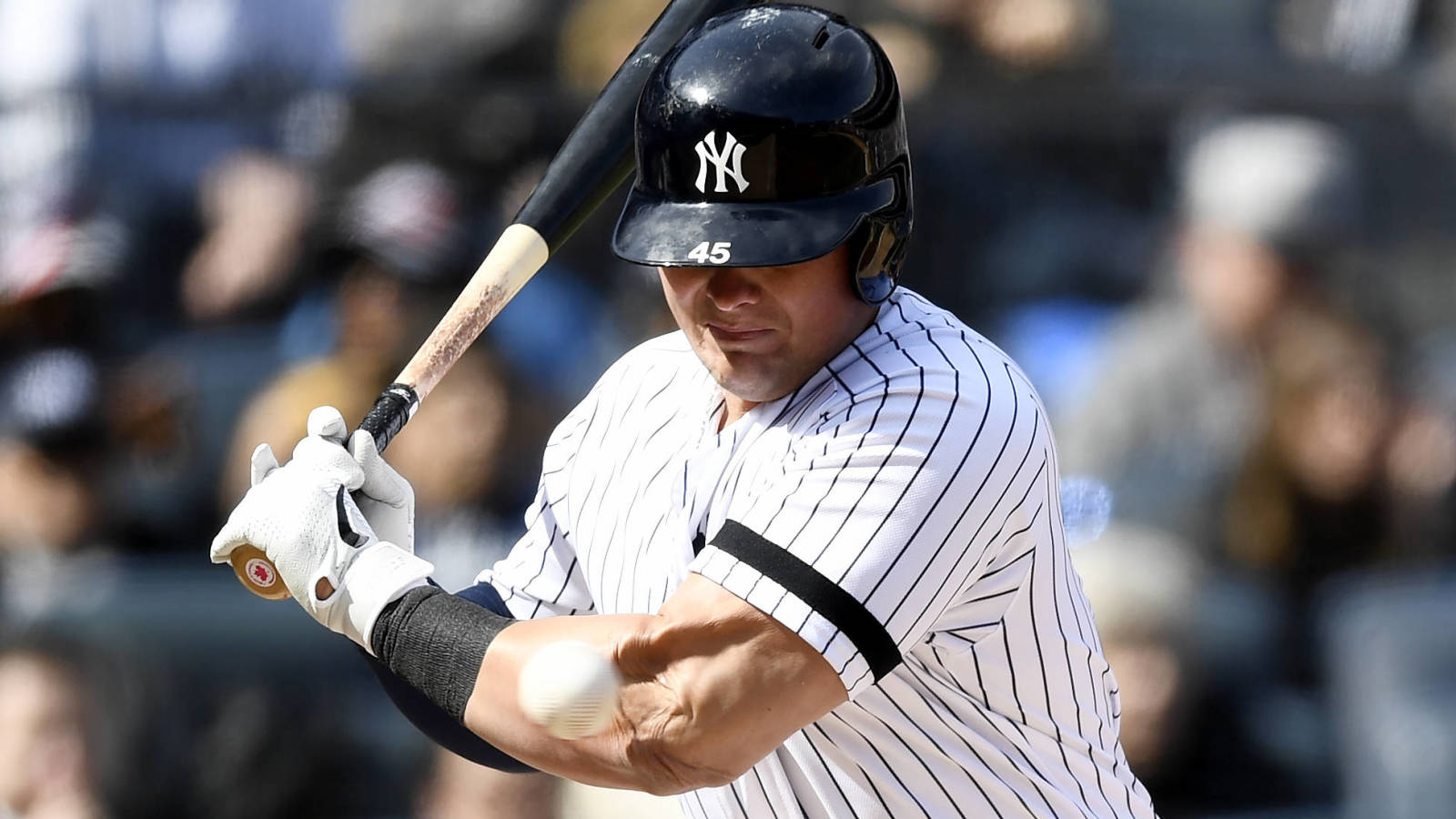 Great photo of Luke Voit's hit-by-pitch wows Internet