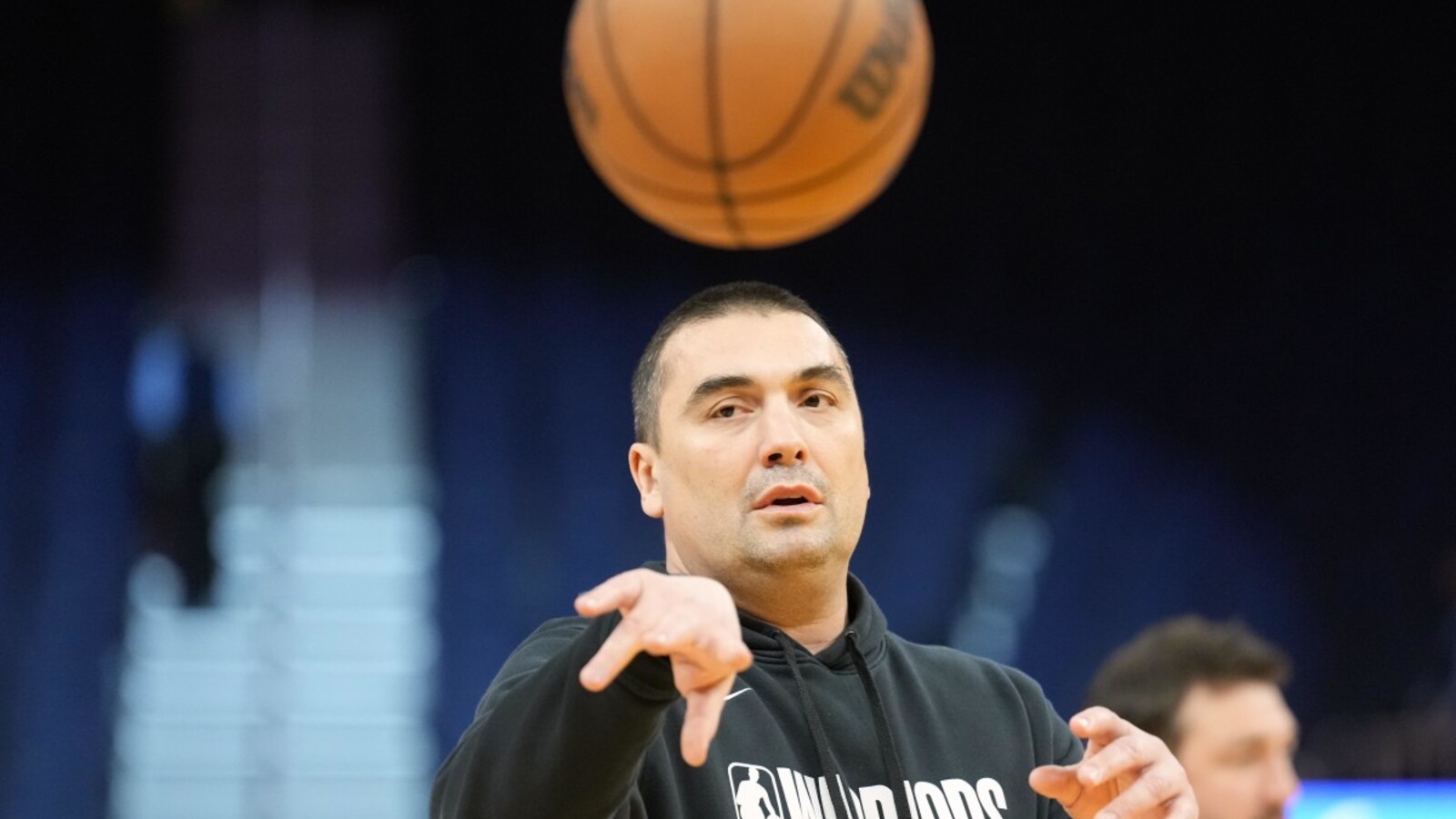 Kings’ Mike Brown Honors Former Colleague Milojević