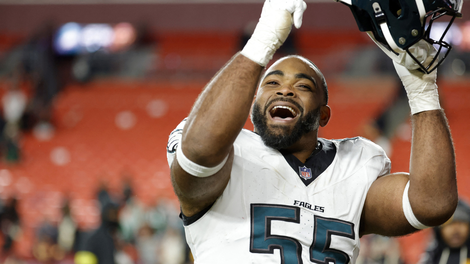 Longtime Eagles DE Brandon Graham 'Officially Done,' Retiring For Second Time