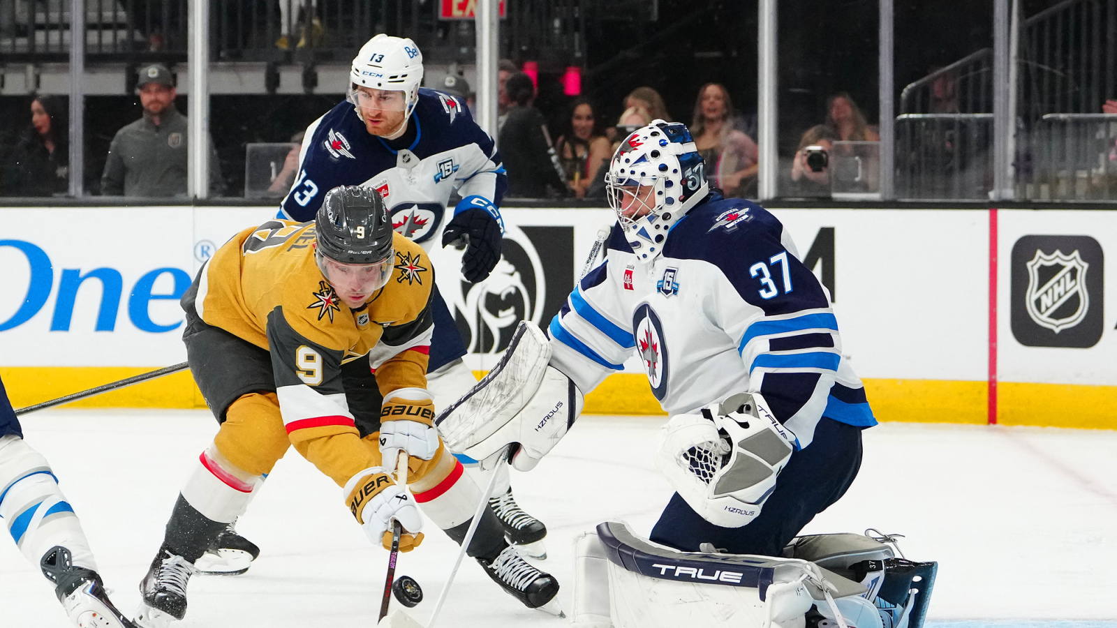 Connor Hellebuyck: No choice but to come back to Winnipeg… and piss everyone off?