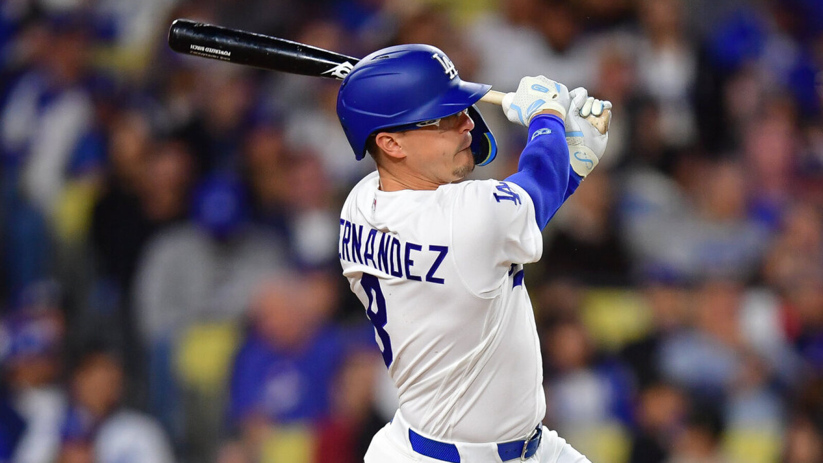 https://www.yardbarker.com/media/0/4/04030becafbc6c4dc0537dbd802f65ea53922955/thumb_16x9/enrique-hernandez-continues-build-playoff-legend.jpg?v=1