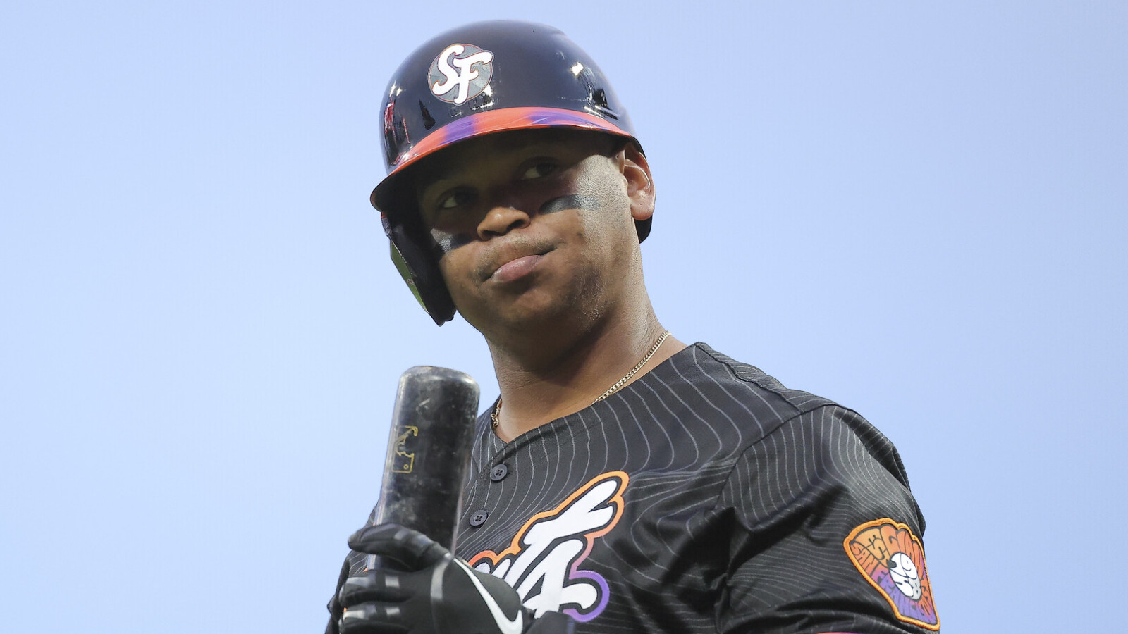 https://www.yardbarker.com/media/0/4/043f439bb26981505338c4f8bb5044a14b157850/thumb_16x9/giants-manager-hoping-rafael-devers-land-on-il.jpg?v=1