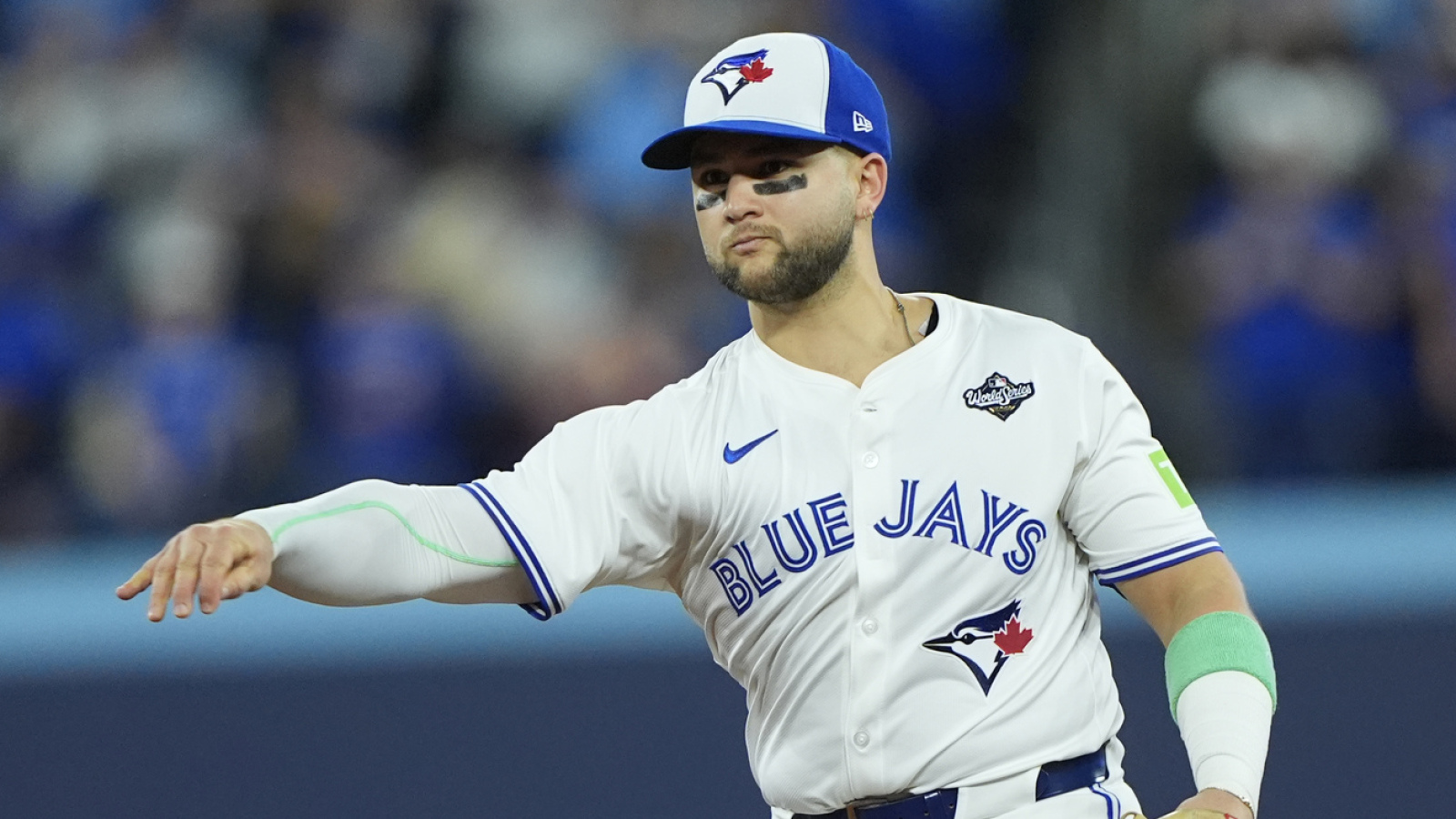 https://www.yardbarker.com/media/0/4/044dd1f197e86fa723fe97226ddf1e83b2854fc7/thumb_16x9/mets-still-eyeing-upgrades-signing-bo-bichette.jpg?v=1