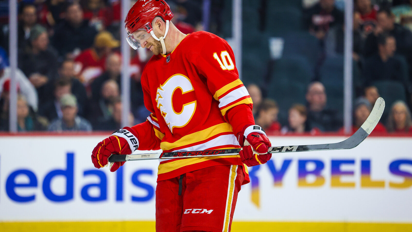 Calgary Flames Looking for Trade to Help Struggling Huberdeau Yardbarker