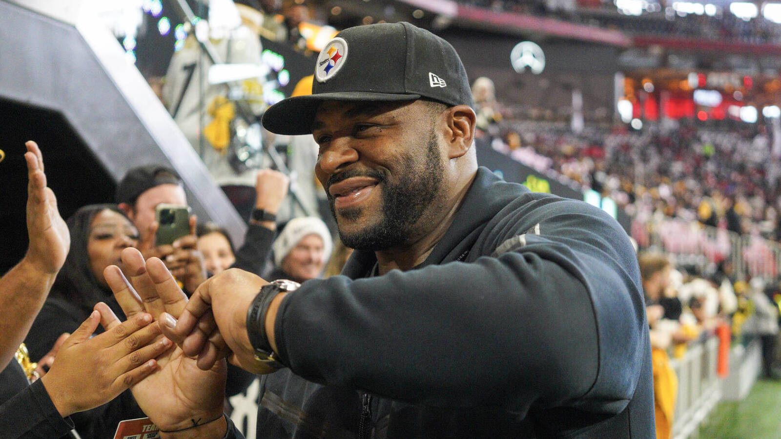Bettis admits to deceptive tactics to stay with Steelers in 2000 - Vimarsana News