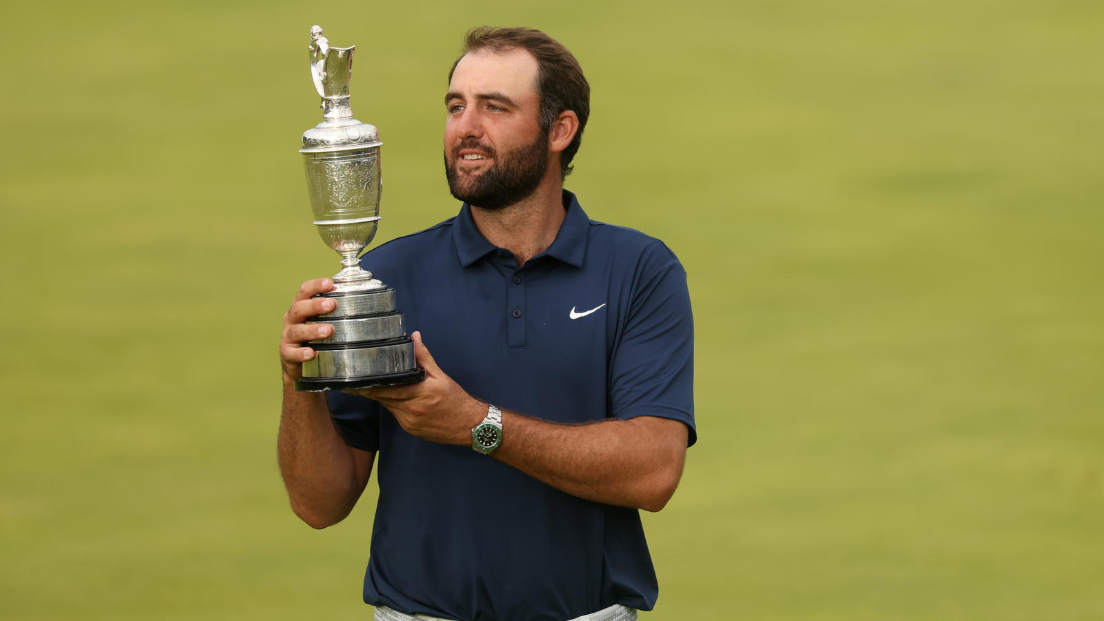 https://www.yardbarker.com/media/0/4/04a11479f18f0ff323a9b71f752df688d64b0a5a/thumb_16x9/good-scottie-scheffler-rory-mcilroy-weighs.jpg