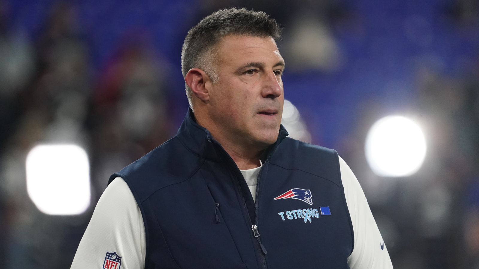 Patriots' Mike Vrabel was given no explanation for egregious missed call