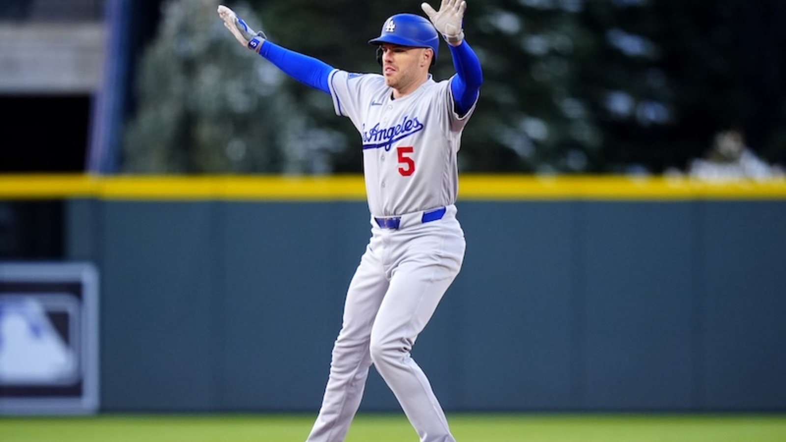 Dodgers Reinstate Freddie Freeman & Option Ryan Ward | Yardbarker