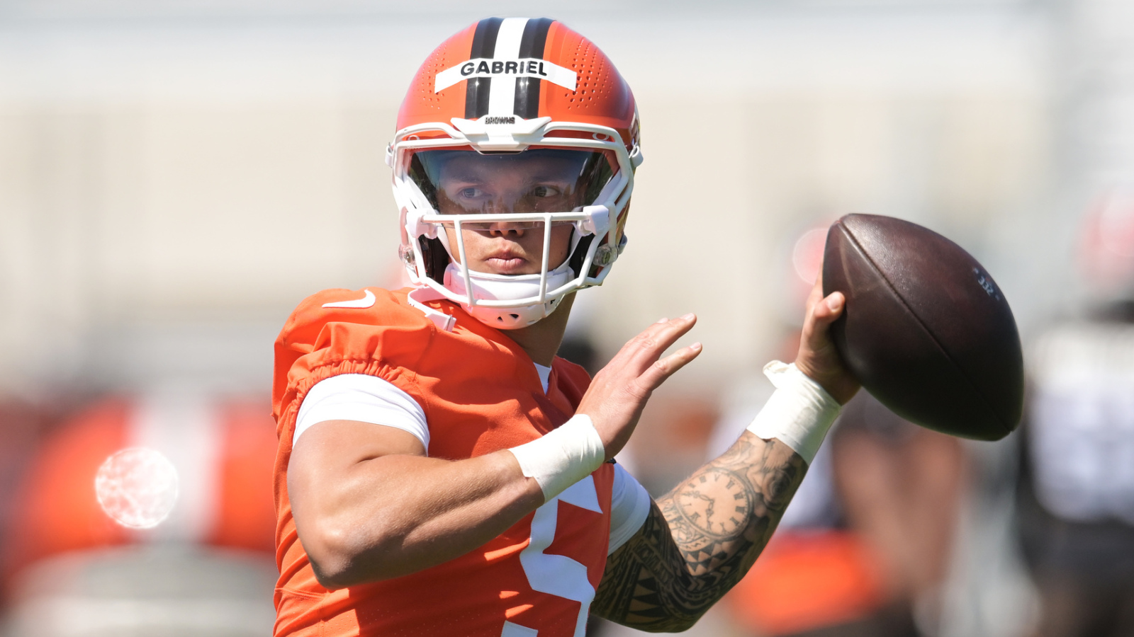 https://www.yardbarker.com/media/0/5/050712e5946f172f0abd15e7176209423b726dca/thumb_16x9/already-impressed-browns-sanders-gabriel.jpg?v=1