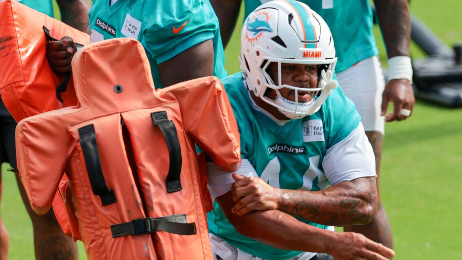 Chop Robinson's Next Challenge Delayed by Tunsil's Injury