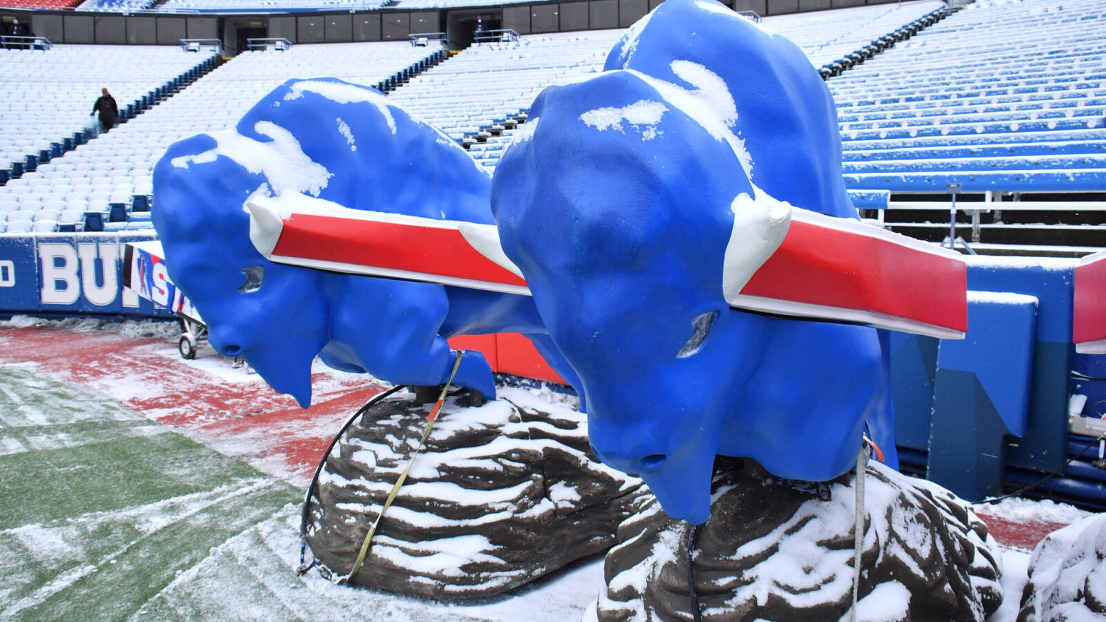 Dolphins Vs Bills Game Could Receive Two Inches Of Snow Per Hour dolphins-vs-bills-game-could-receive-two-inches-of-snow-per-hour