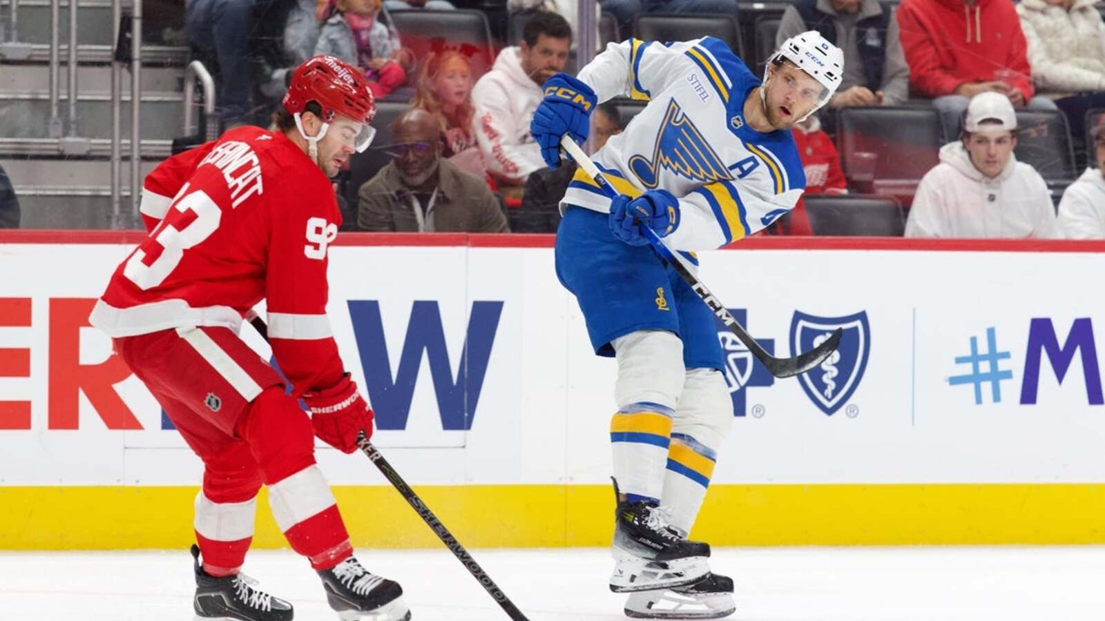 Aleksanteri Kaskimaki scores 1st goal, Blues defeat Red Wings