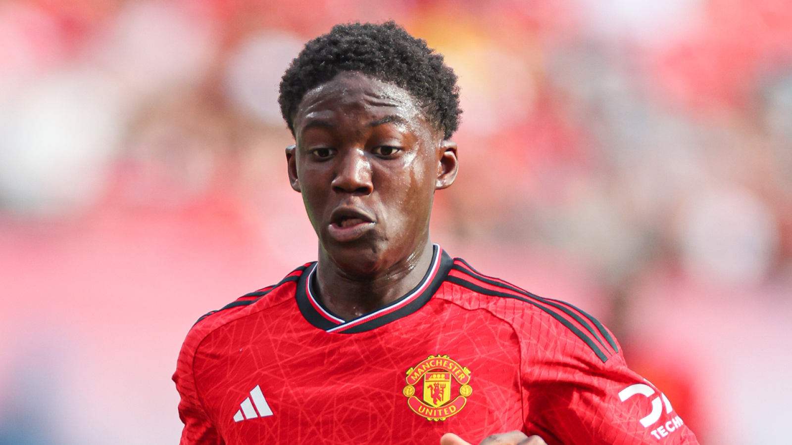 https://www.yardbarker.com/media/0/5/05864ae81eaa53ddf9a0006a3ed078258d32b992/thumb_16x9/manchester-united-legend-concerned-over-prospects.jpg?v=1