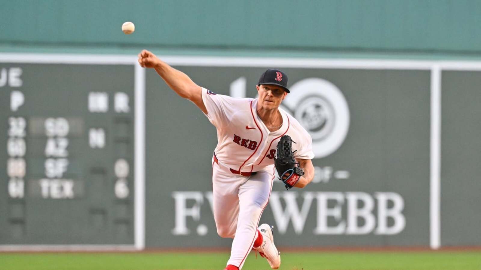 Red Sox Defeat White Sox 4-0, Extend Winning Streak