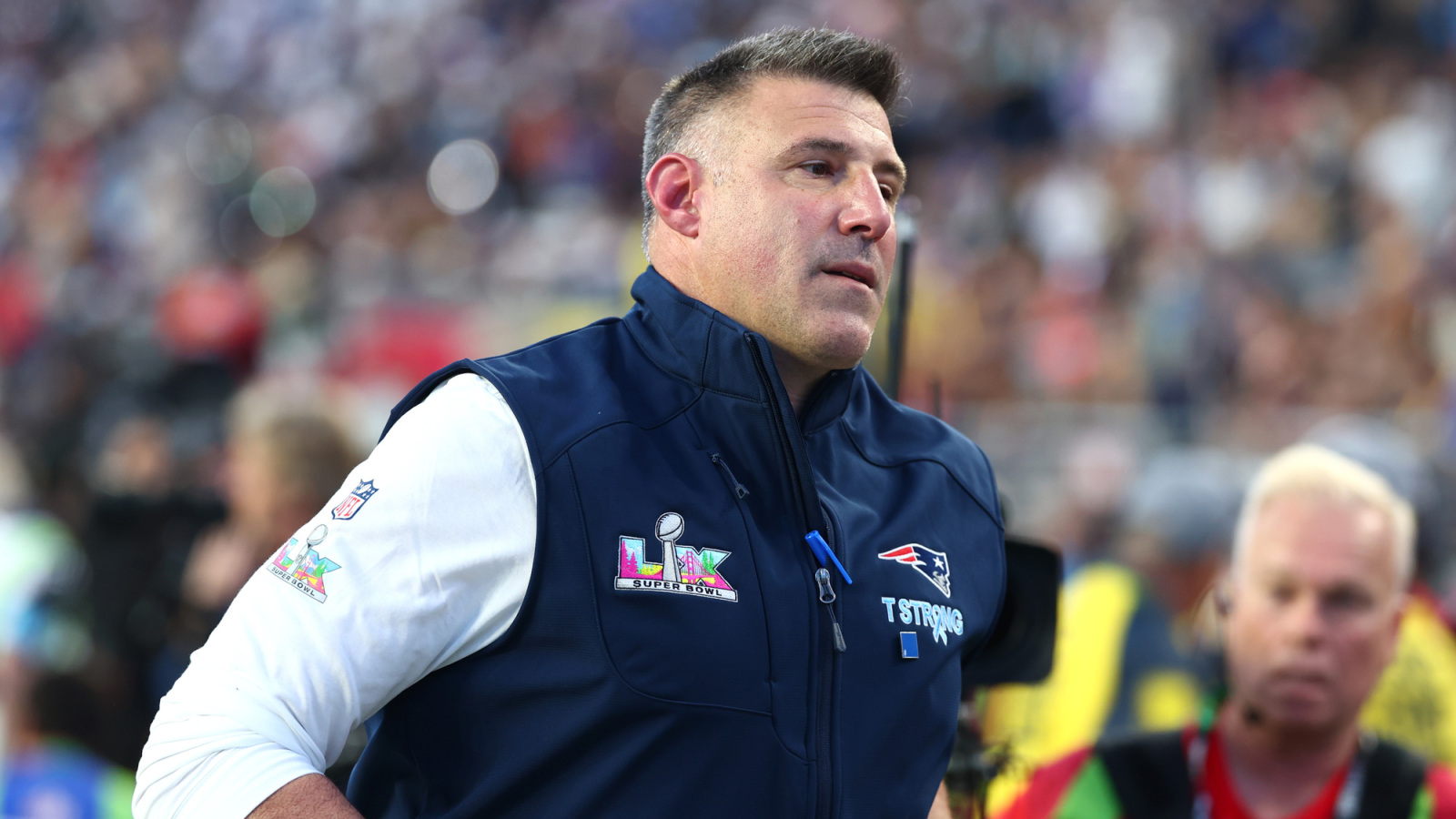 https://www.yardbarker.com/media/0/5/05bf540e67d6e7c94cdbc54992b4841e700a5acb/thumb_16x9/patriots-mike-vrabel-addresses-possible-aj-brown.jpg?v=1