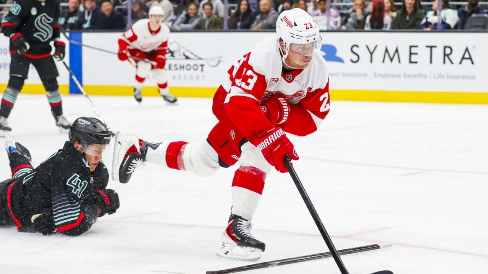 Red Wings, Canucks seek 60-minute efforts coming off uneven losses