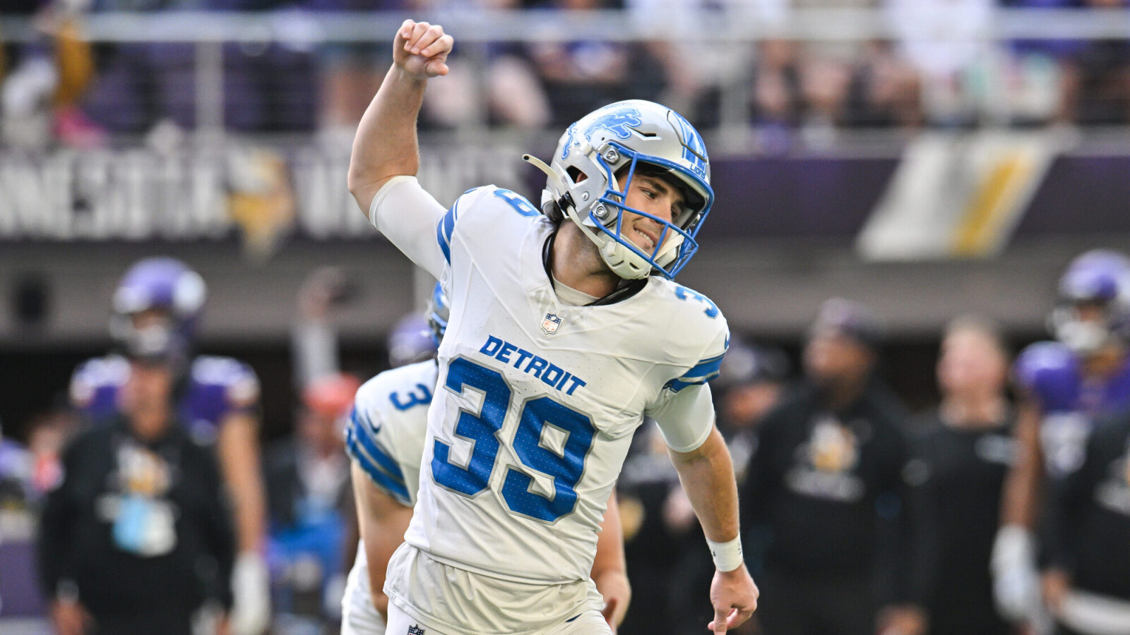 Watch Lions kicker Jake Bates nails gamewinner vs. Vikings Yardbarker