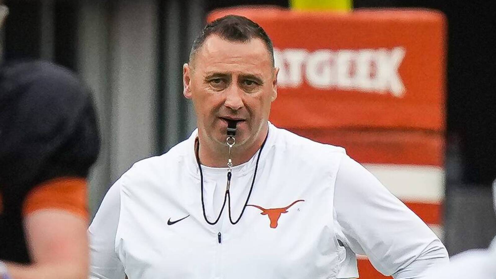 Texas snags elite RB recruit over top rivals | Yardbarker