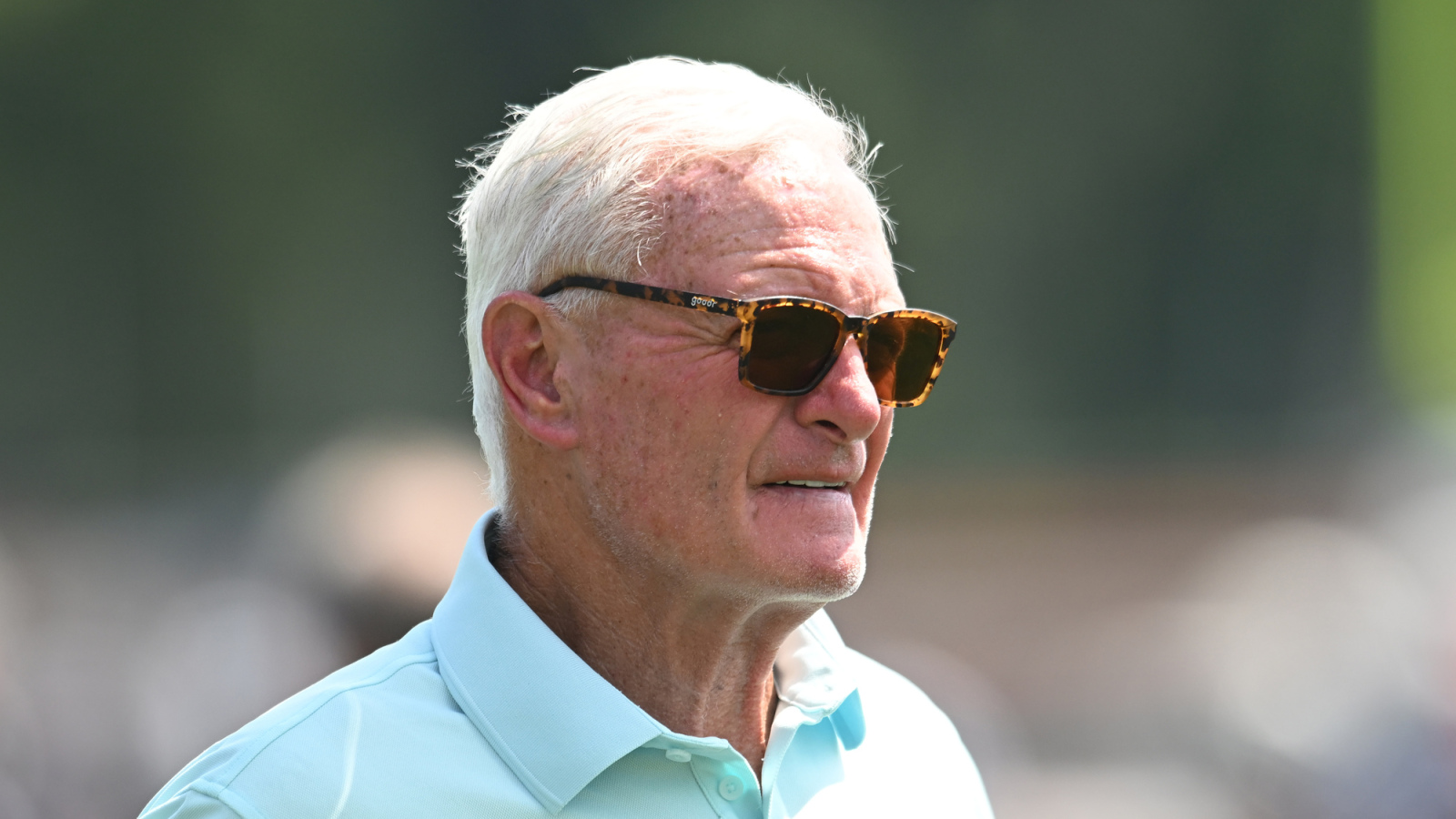 https://www.yardbarker.com/media/0/6/0692129f975336ad9c9249eb1265f46208331a4b/thumb_16x9/browns-owner-addresses-he-pushed-drafting-shedeur.jpg?v=1