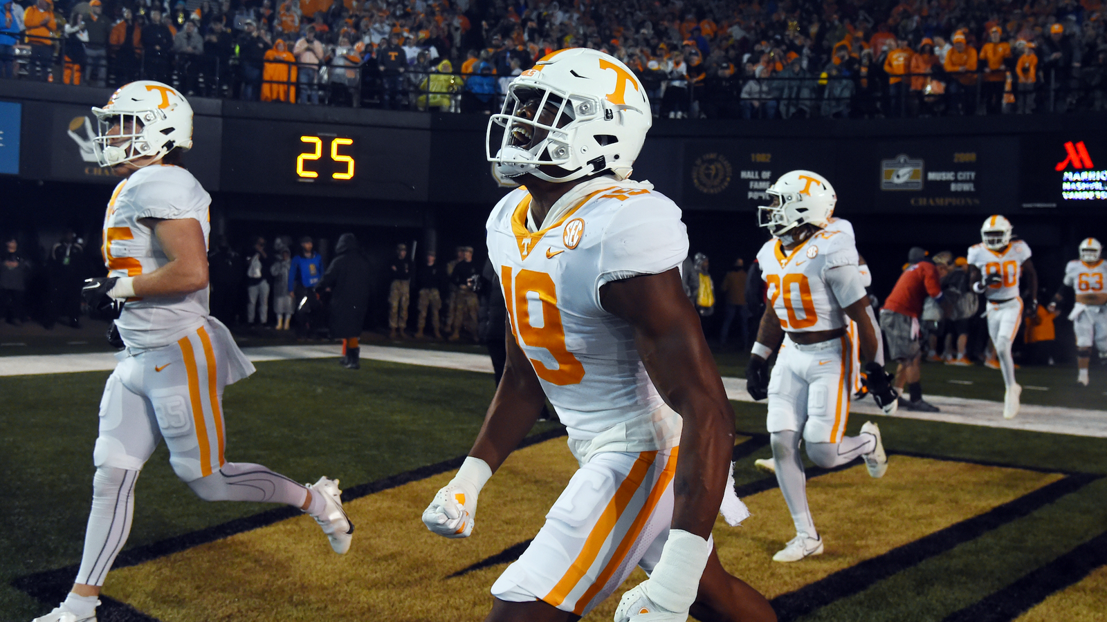 Joshua Josephs Impresses at NFL Training Camp