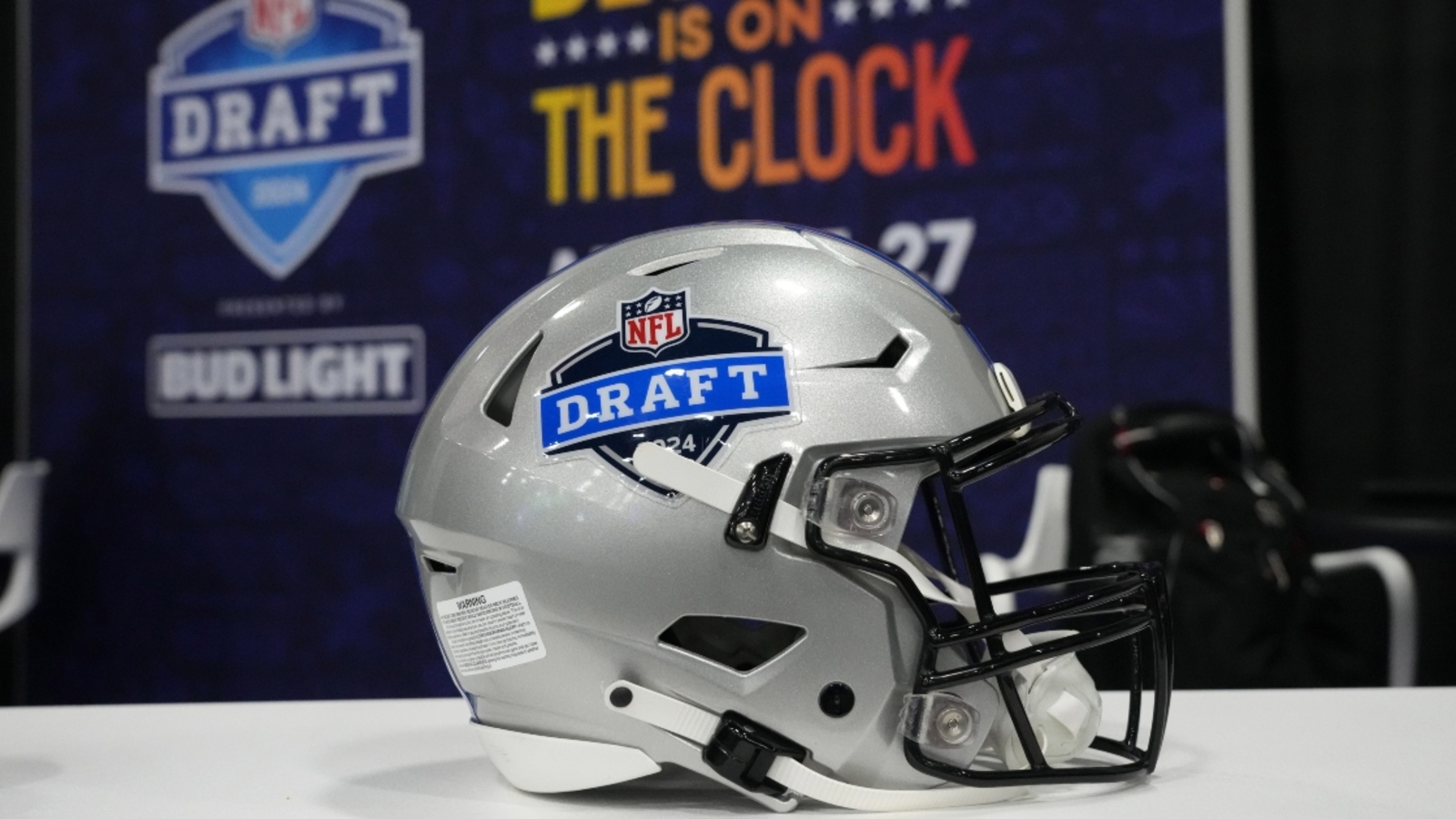 2025 NFL Draft order updated after Week 17 Yardbarker