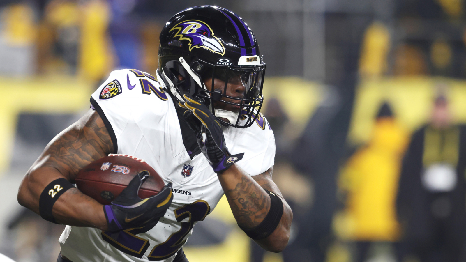 https://www.yardbarker.com/media/0/7/0775fb2d8619188462096aab72ccc82022790e32/thumb_16x9/ravens-henry-shares-crucial-injury-update-health.jpg?v=1