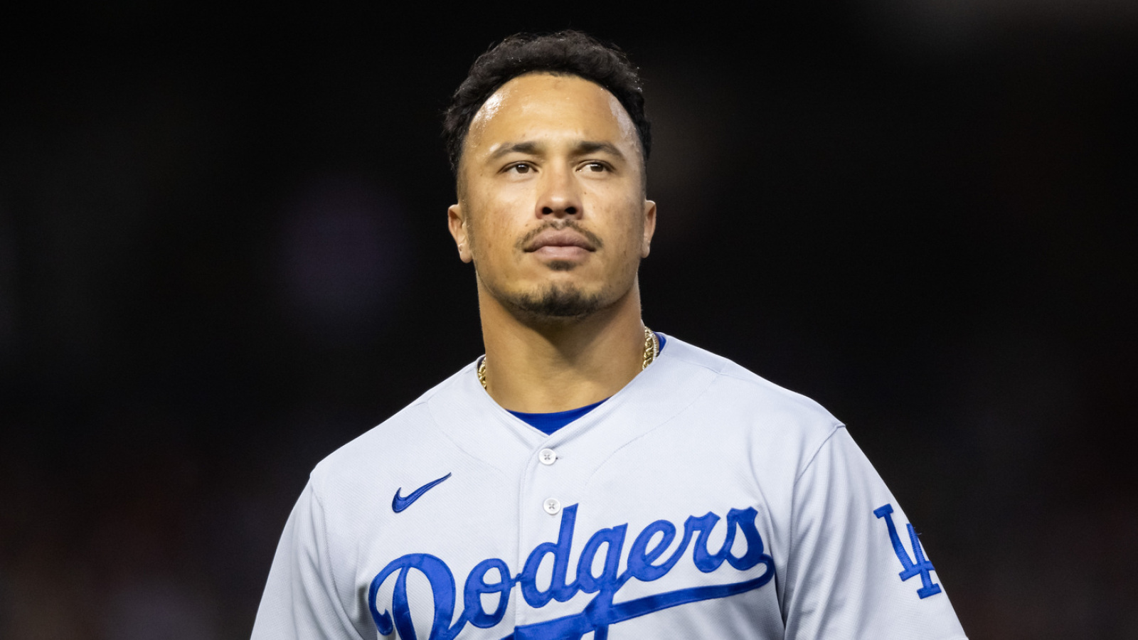 https://www.yardbarker.com/media/0/7/07bc66eb27948b9d81d7a698fa7685edceb92ba6/thumb_16x9/two-time-gold-glove-winner-announces-retirement.jpg?v=1