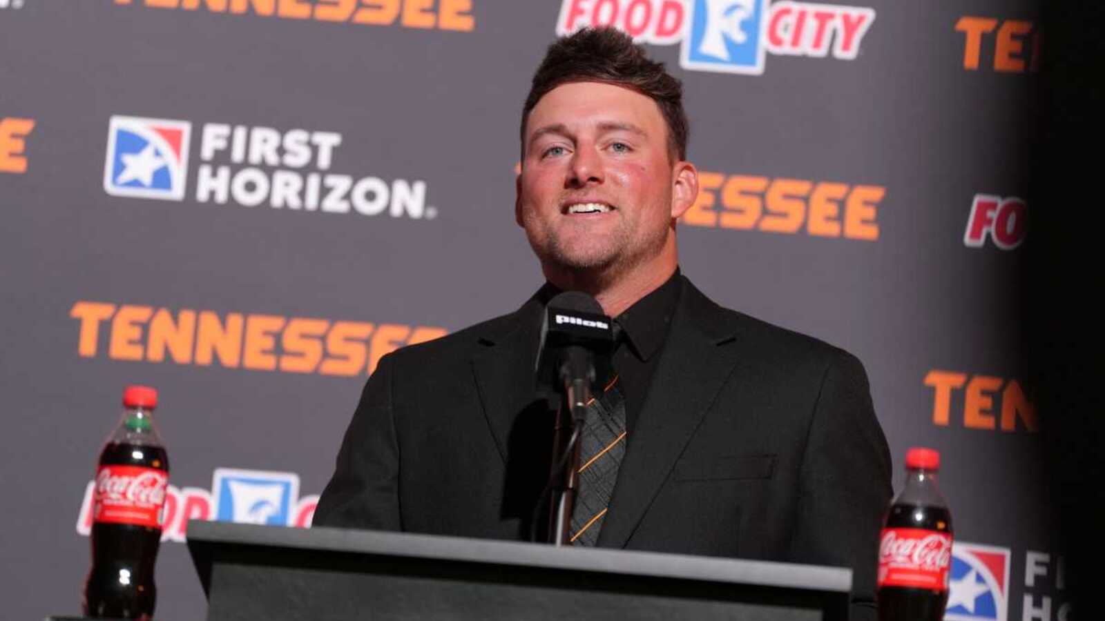 Tennessee's Josh Elander just made a huge move that dealt the Florida Gators a body blow in the process