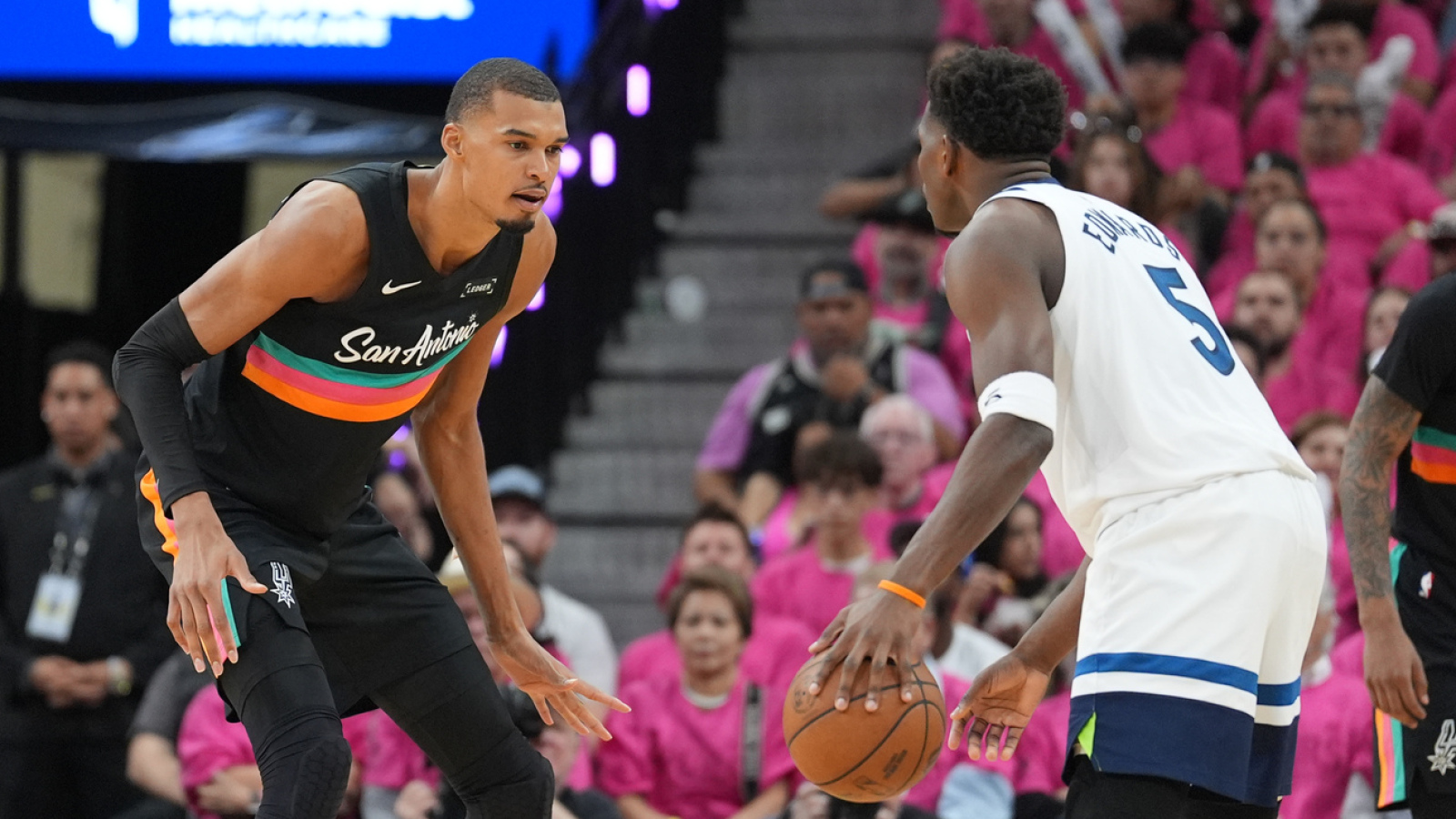 https://www.yardbarker.com/media/0/7/07e2586a683c9595a4bbcab066c8fa9e46808e2b/thumb_16x9/nba-playoff-games-team-quiz.jpg?v=1