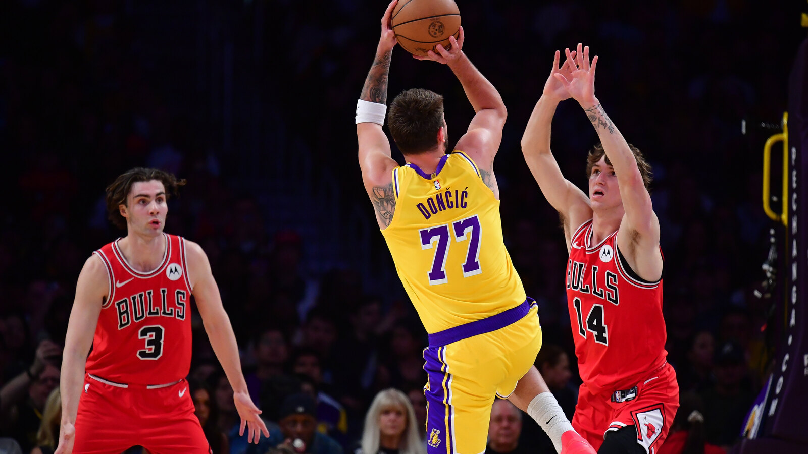 Lakers’ Luka Doncic Hits 51 In Easy Win Over Bulls | Yardbarker