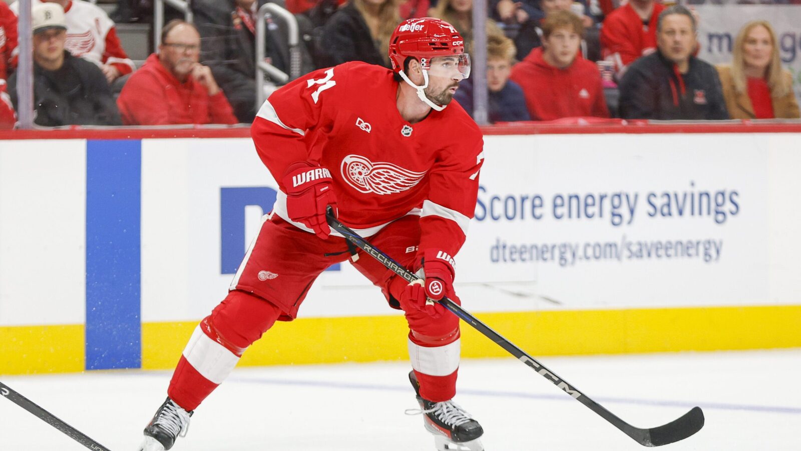 Canadiens fans chant ‘We Want Larkin’ against Red Wings