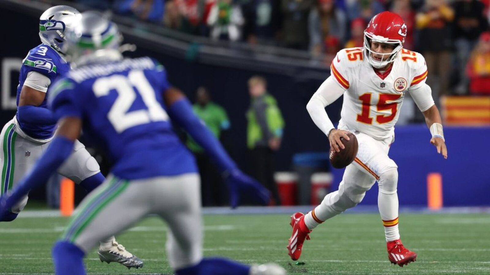 Chiefs Pass Protection: 3 Crucial Lessons From Seattle