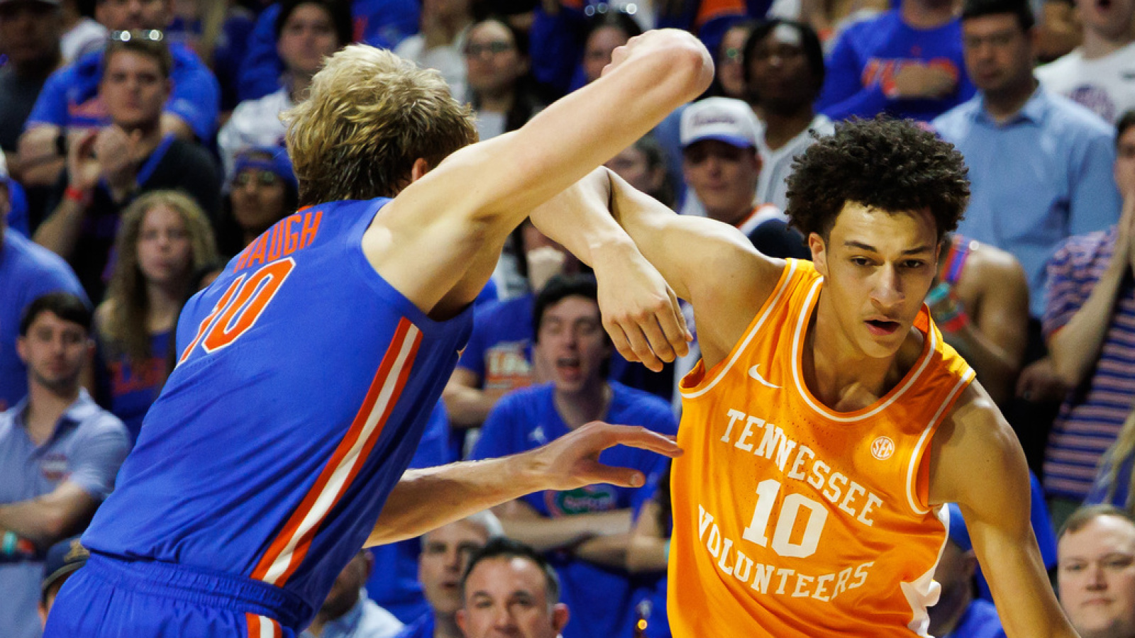 Turnovers doom No. 21 Tennessee in historic loss to Florida