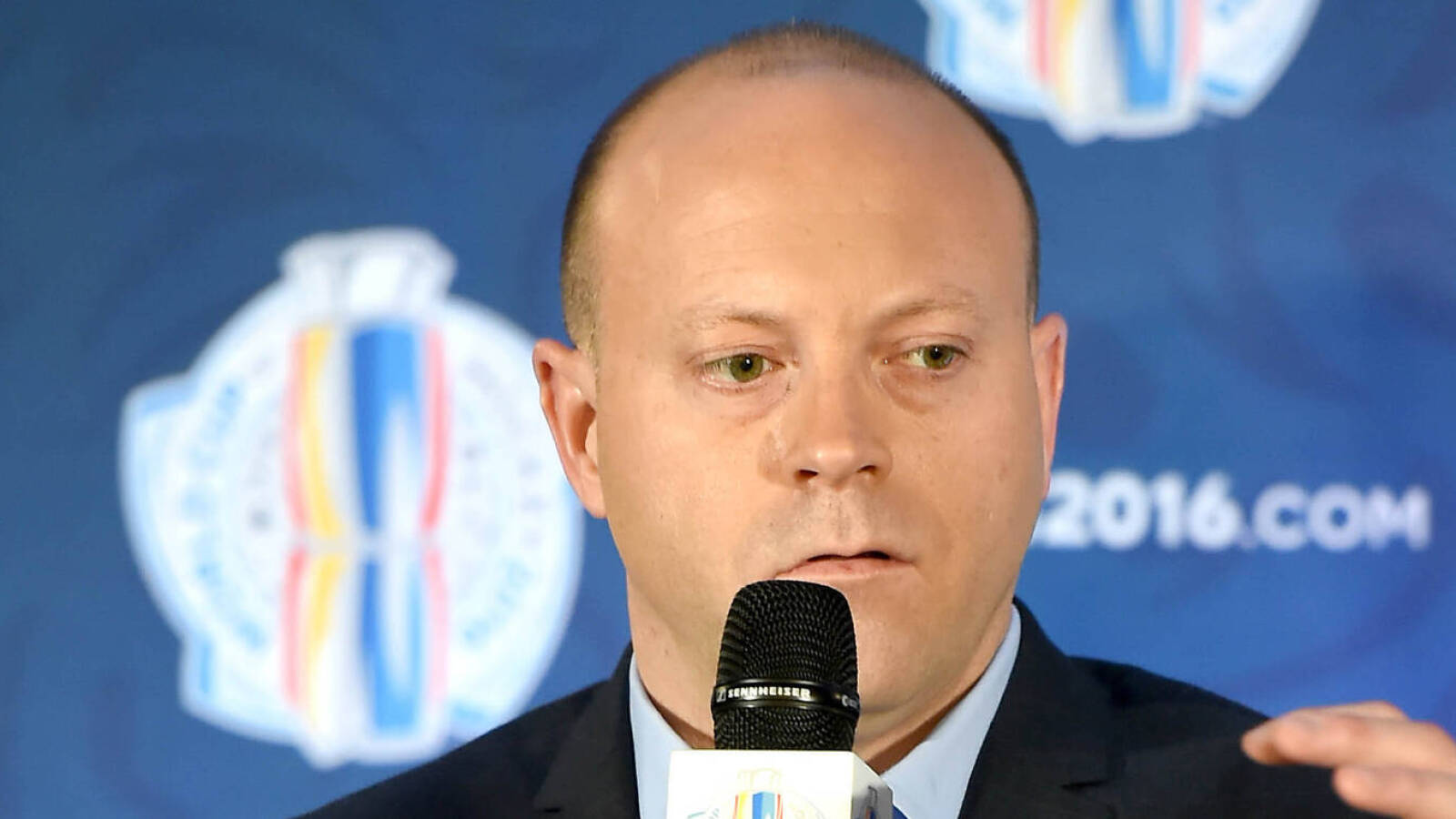 Former Blackhawks GM, coach want meeting about reinstatement - Vimarsana News