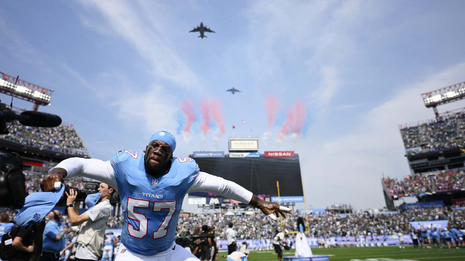 Titans Mock Trade: Tennessee ships off a proven veteran to make way for the future and add a 2027 NFL Draft pick